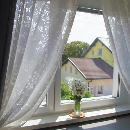 Beautiful With A Large Bed In A 3-room With Parking Ljubljana